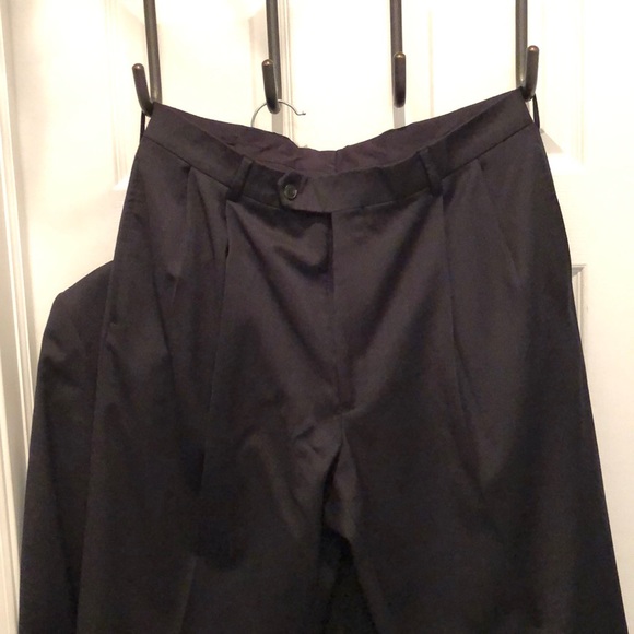 Charcoal suit - Picture 4 of 4